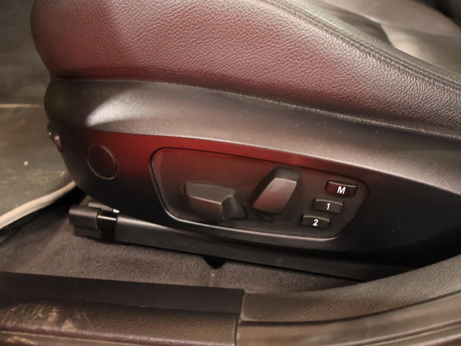 BMW X1 2012
