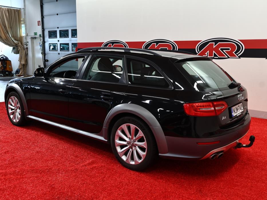 AUDI A4 allroad quattro 2014