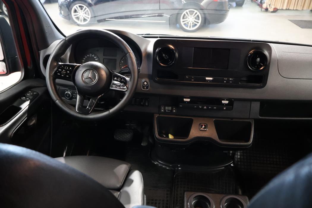 MERCEDES-BENZ Sprinter 2019