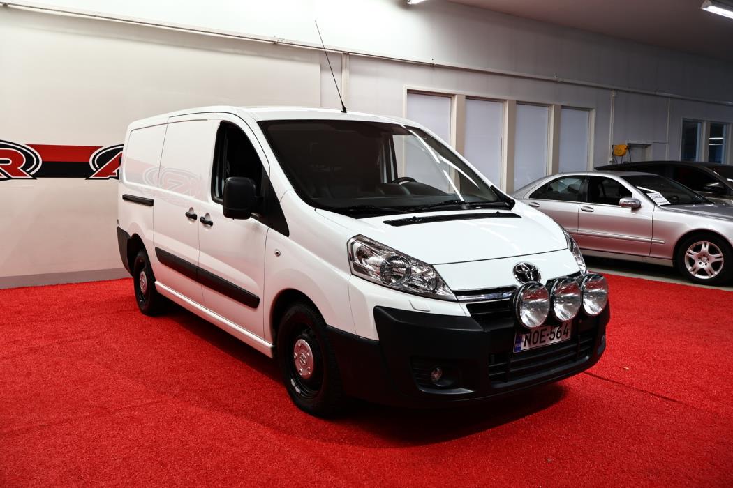 TOYOTA Proace 2015