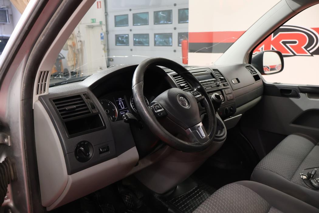VOLKSWAGEN Transporter 2014