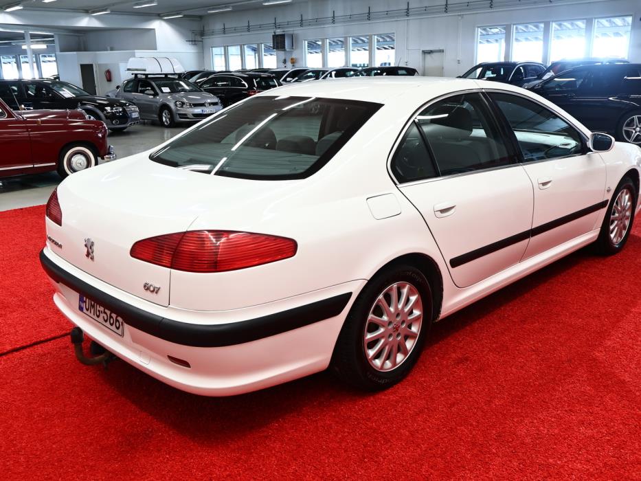 PEUGEOT 607 2003