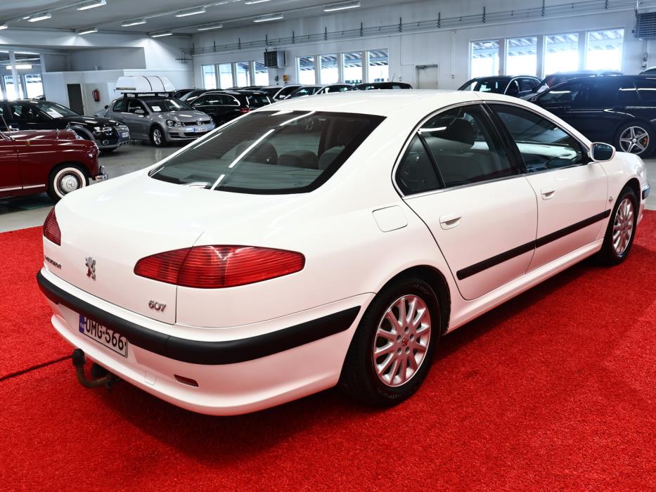 PEUGEOT 607 2003