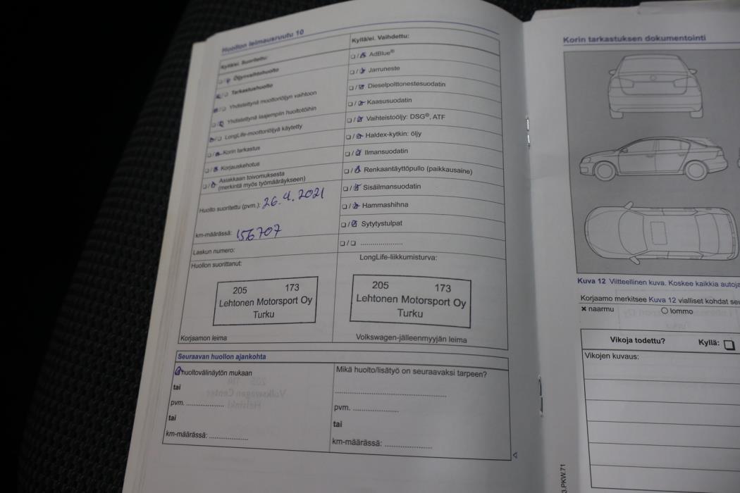 VOLKSWAGEN Passat 2014