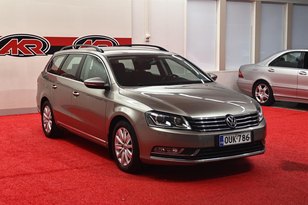 VOLKSWAGEN Passat 2014