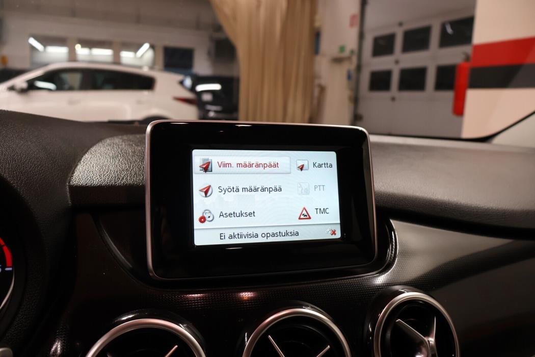 MERCEDES-BENZ B 2014