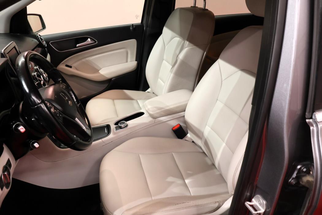 MERCEDES-BENZ B 2014