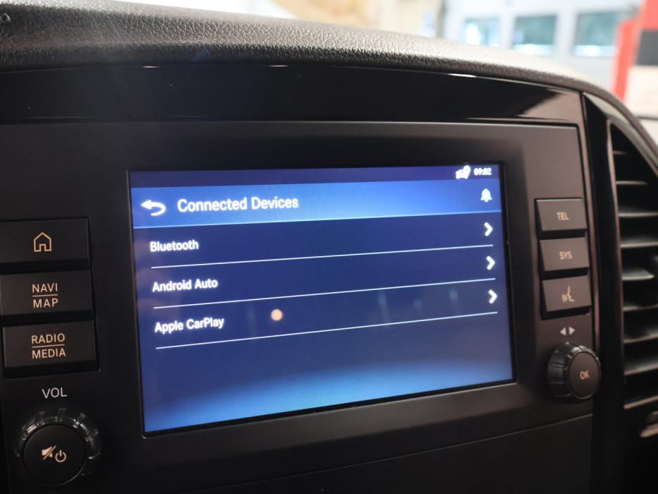 MERCEDES-BENZ Vito 2023