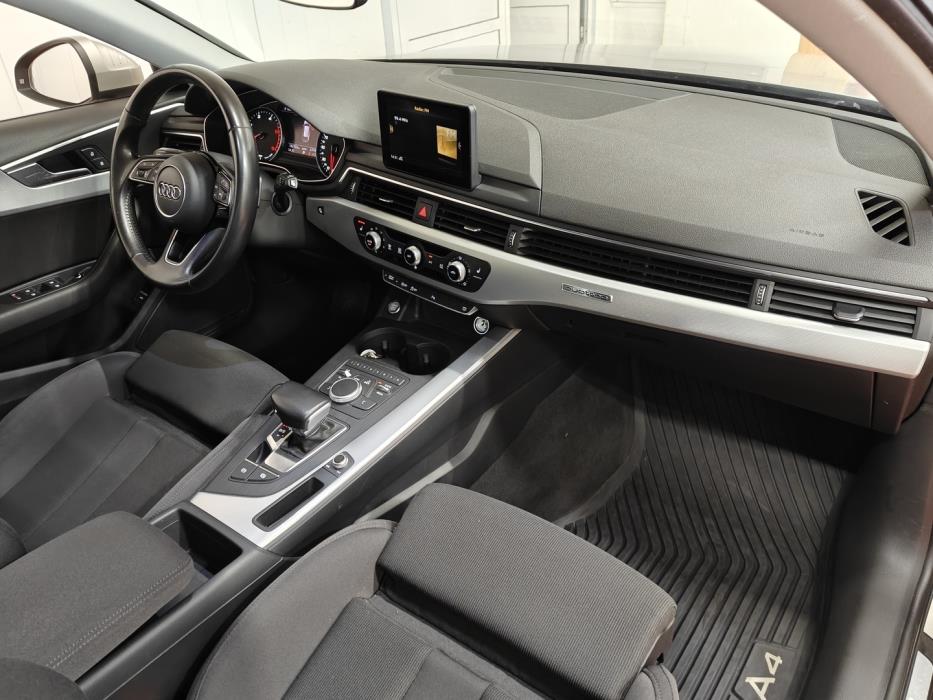 AUDI A4 2016