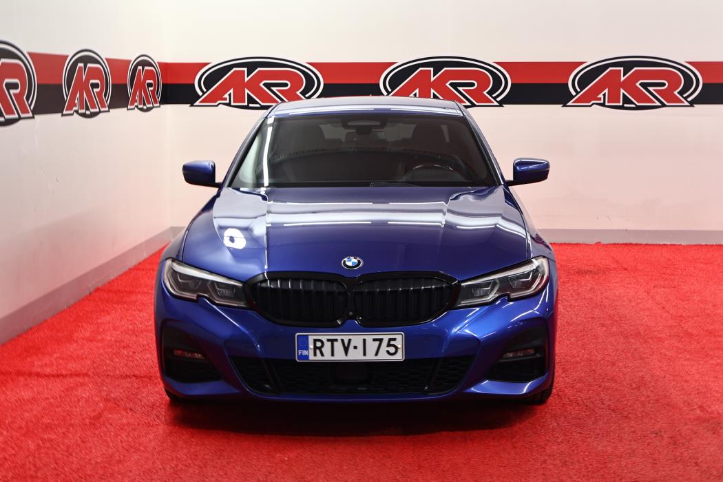 BMW 320 2019