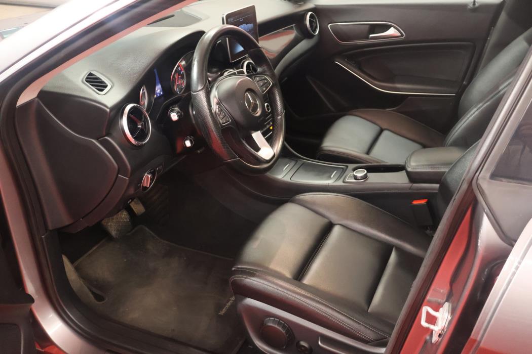 MERCEDES-BENZ CLA 2015