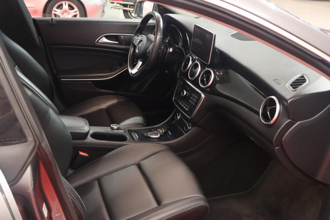 MERCEDES-BENZ CLA 2015