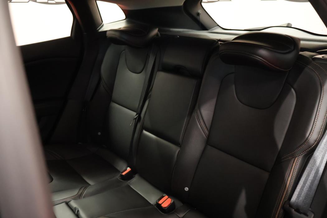 VOLVO V40 Cross Country 2018