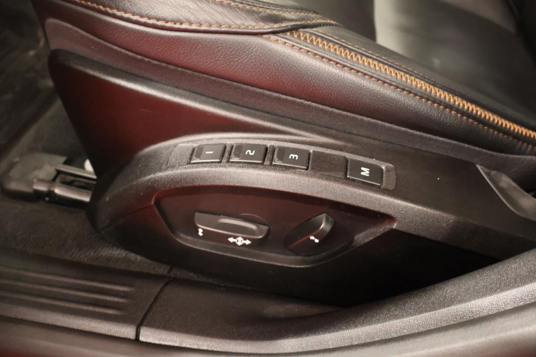 VOLVO V40 Cross Country 2018