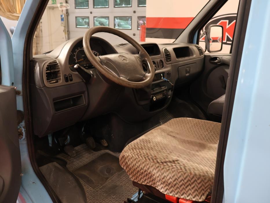 MERCEDES-BENZ Sprinter 2005