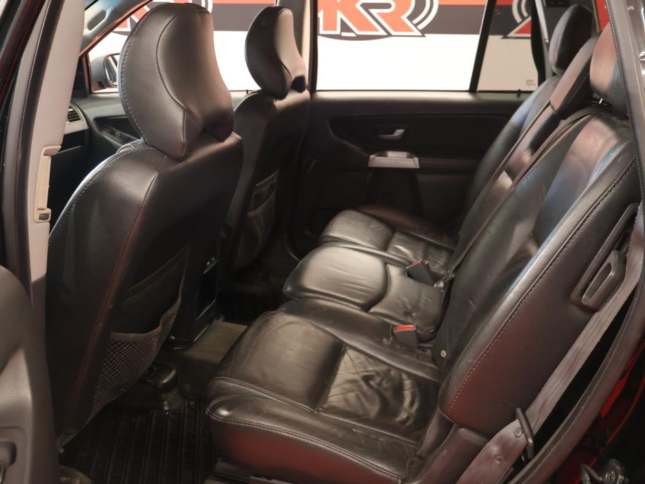 VOLVO XC90 2003