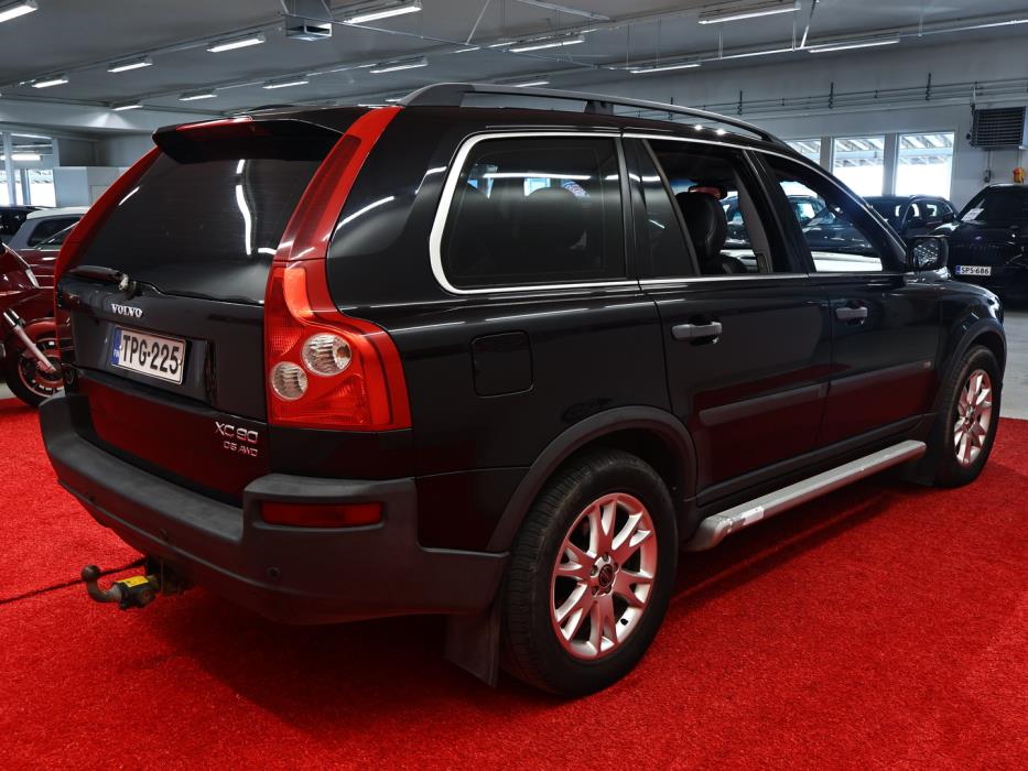VOLVO XC90 2003