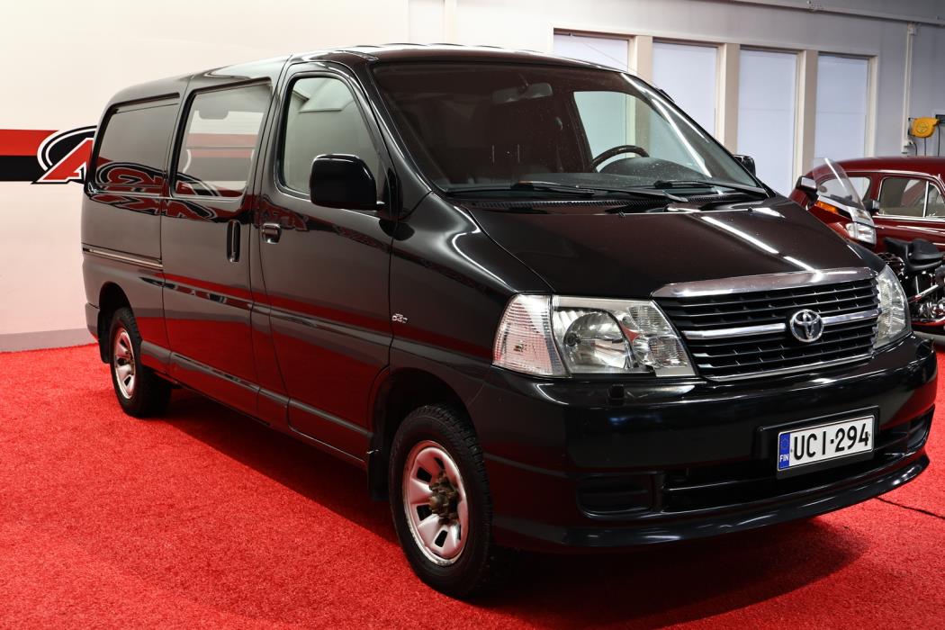 TOYOTA Hiace 2008