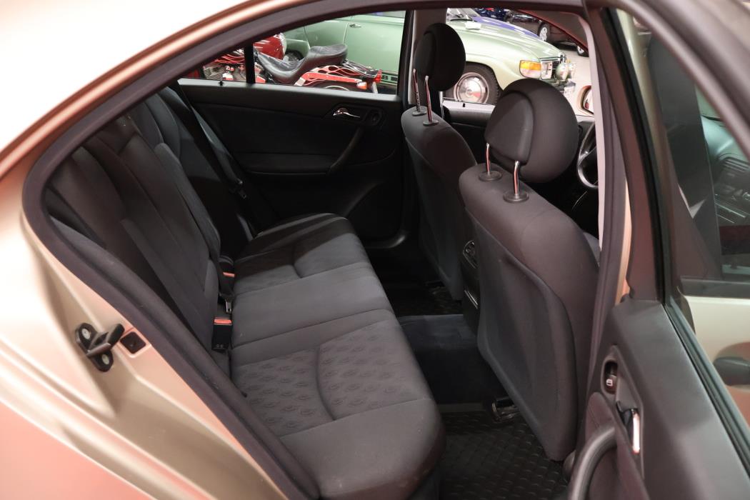 MERCEDES-BENZ C 2003