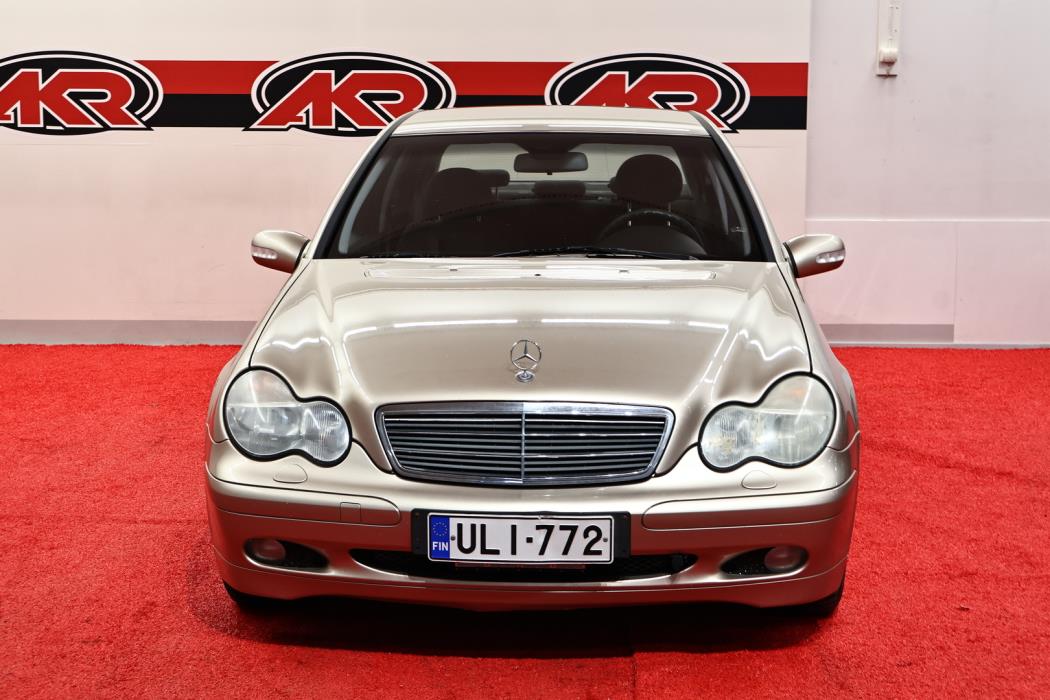 MERCEDES-BENZ C 2003
