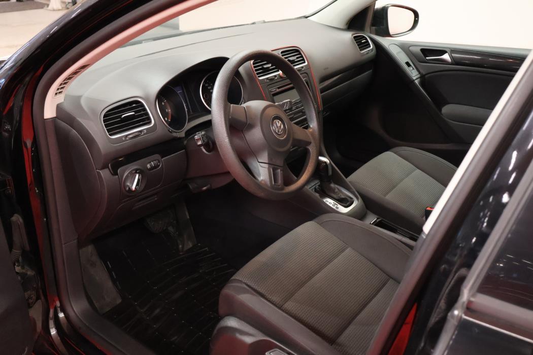 VOLKSWAGEN Golf 2011