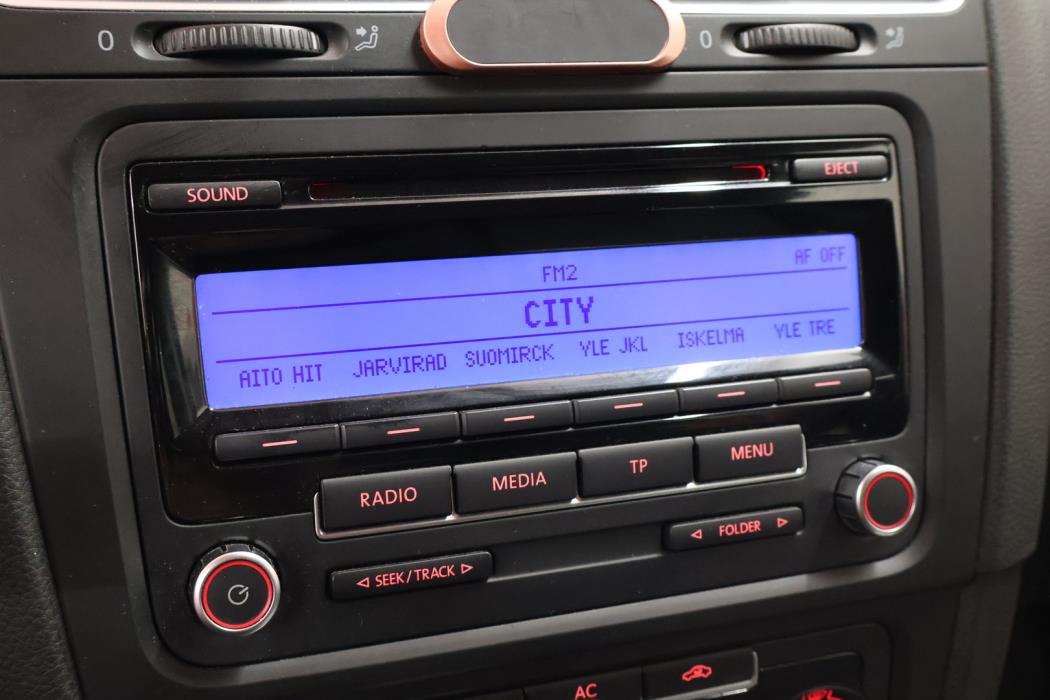 VOLKSWAGEN Golf 2011