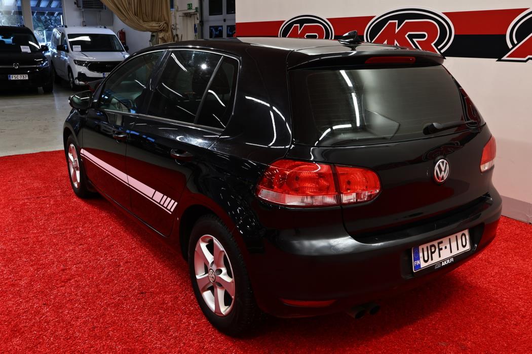 VOLKSWAGEN Golf 2011