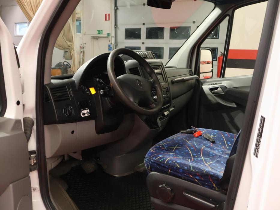 MERCEDES-BENZ Sprinter 2013