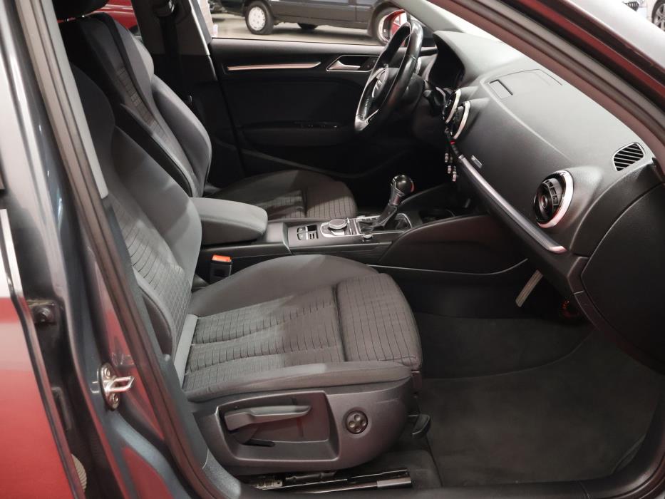 AUDI A3 2016