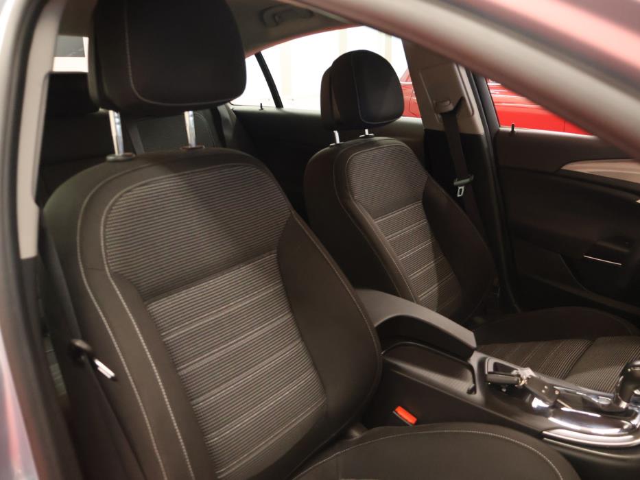 OPEL Insignia 2016