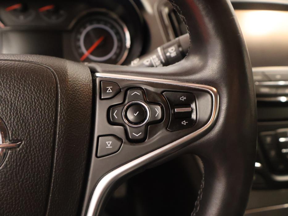 OPEL Insignia 2016