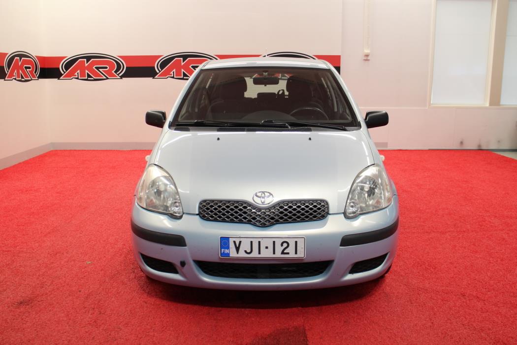 TOYOTA Yaris 2005
