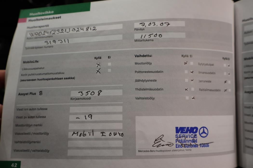 MERCEDES-BENZ B 2005