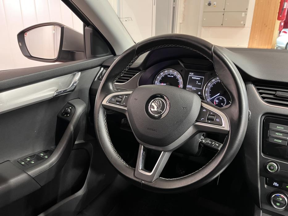 SKODA Octavia 2016
