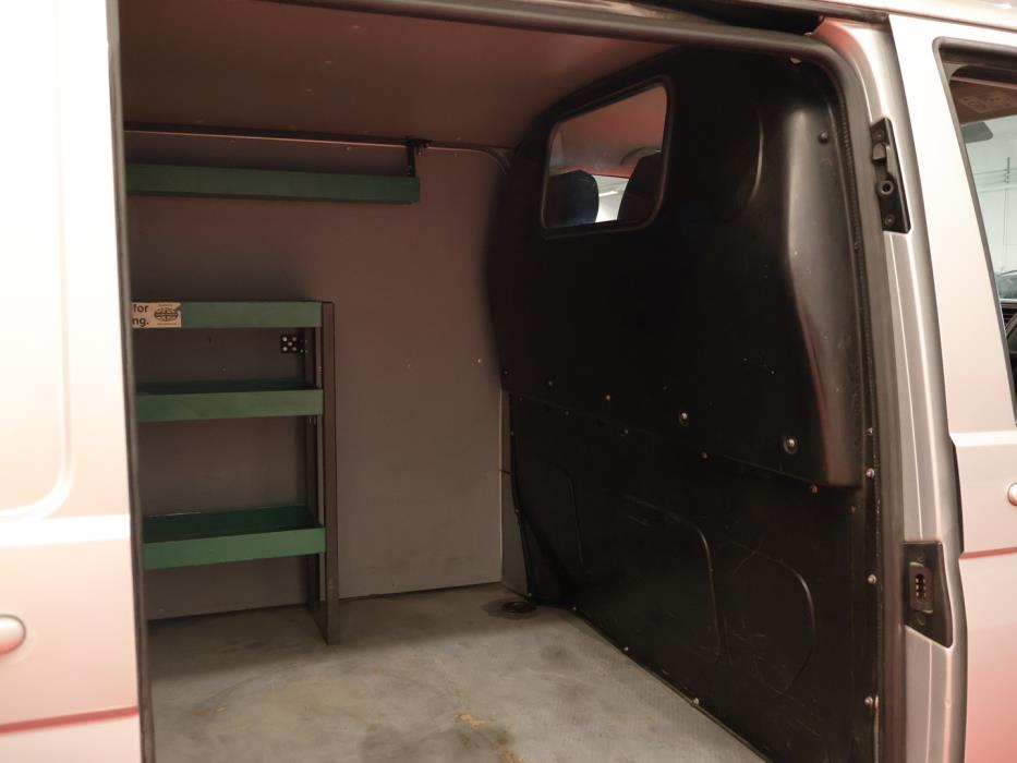 VOLKSWAGEN Transporter 2016