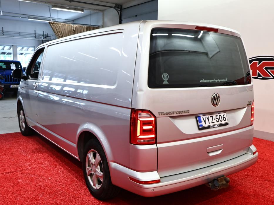 VOLKSWAGEN Transporter 2016