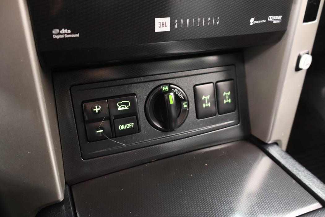 TOYOTA Land Cruiser 2012