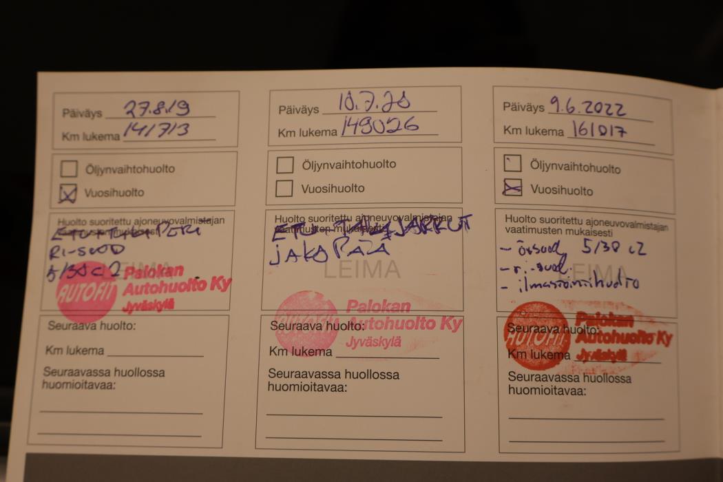 TOYOTA Land Cruiser 2012