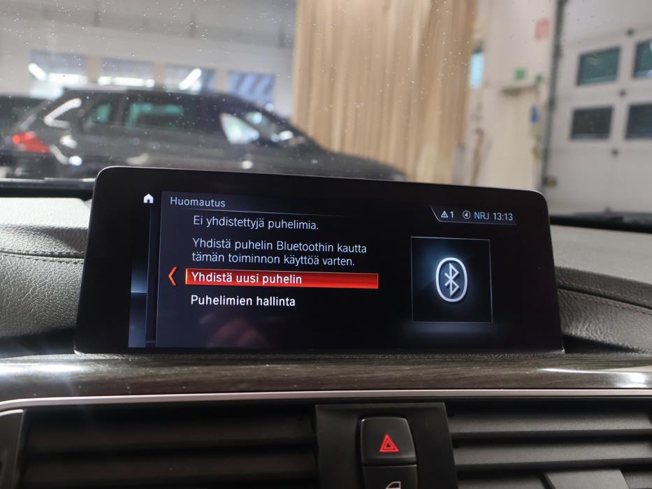 BMW 330E 2017