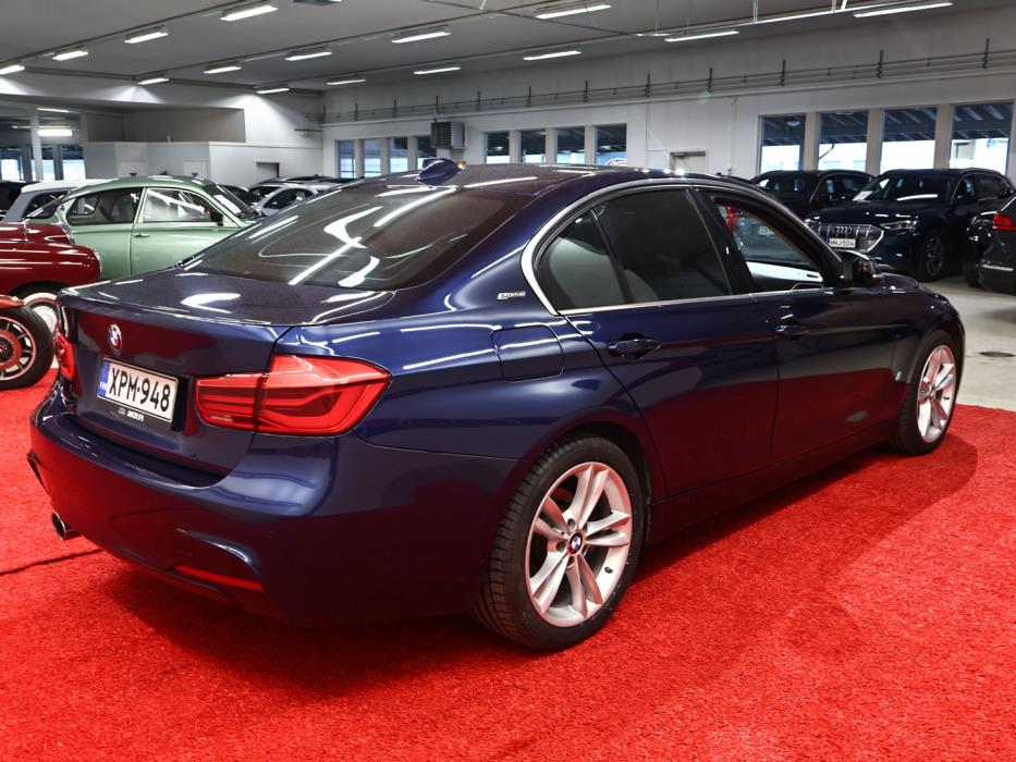 BMW 330E 2017