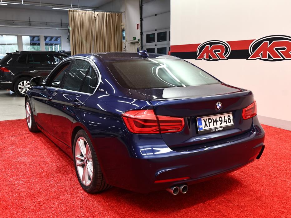 BMW 330E 2017