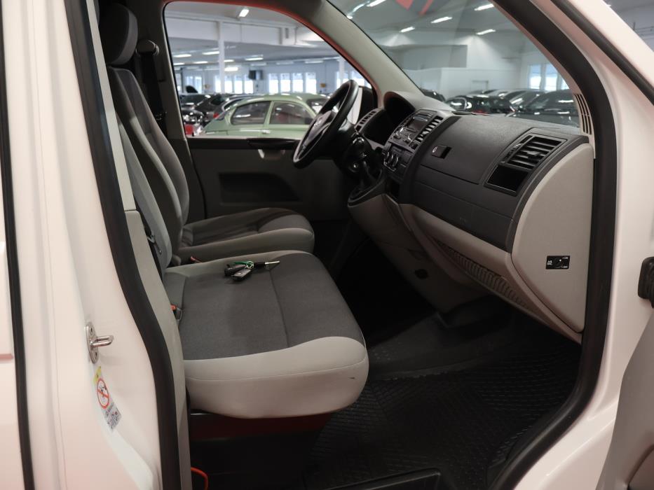 VOLKSWAGEN Transporter 2014