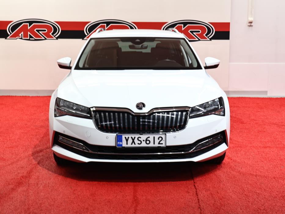 SKODA Superb 2024