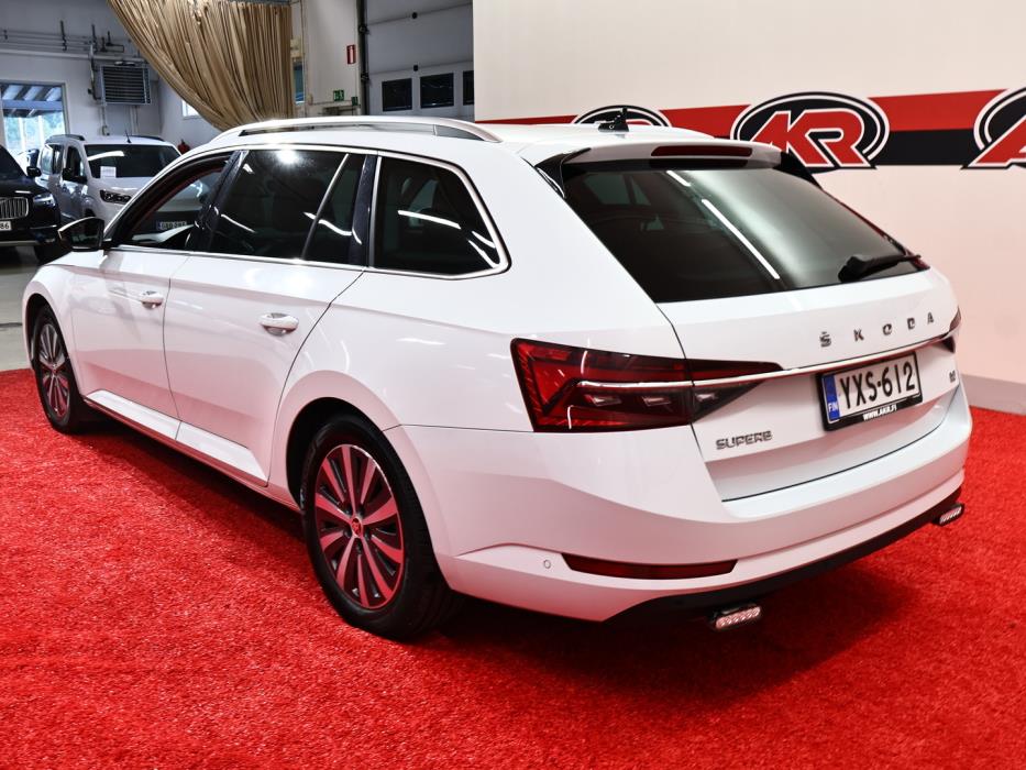 SKODA Superb 2024