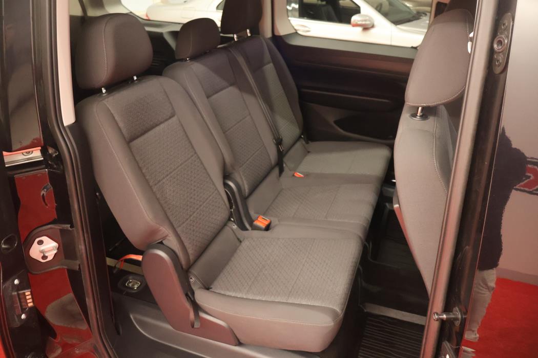 FORD Grand Tourneo Connect 2024