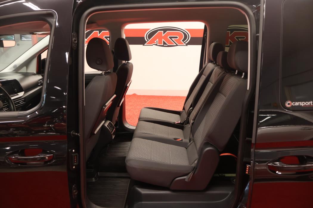 FORD Grand Tourneo Connect 2024