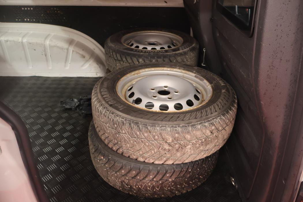 VOLKSWAGEN Caddy 2015