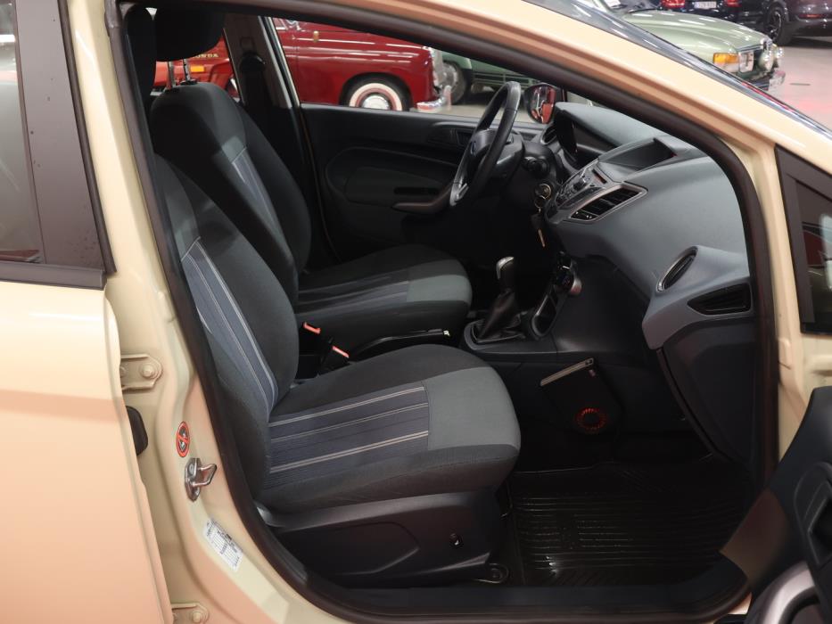 FORD Fiesta 2009