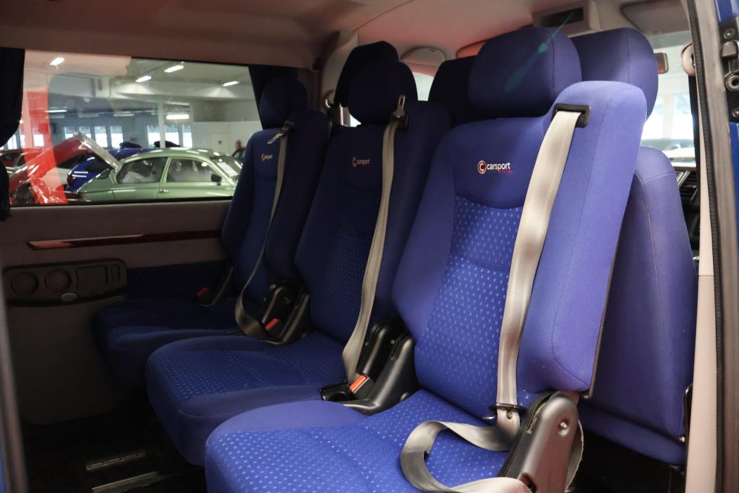 VOLKSWAGEN Transporter 2017