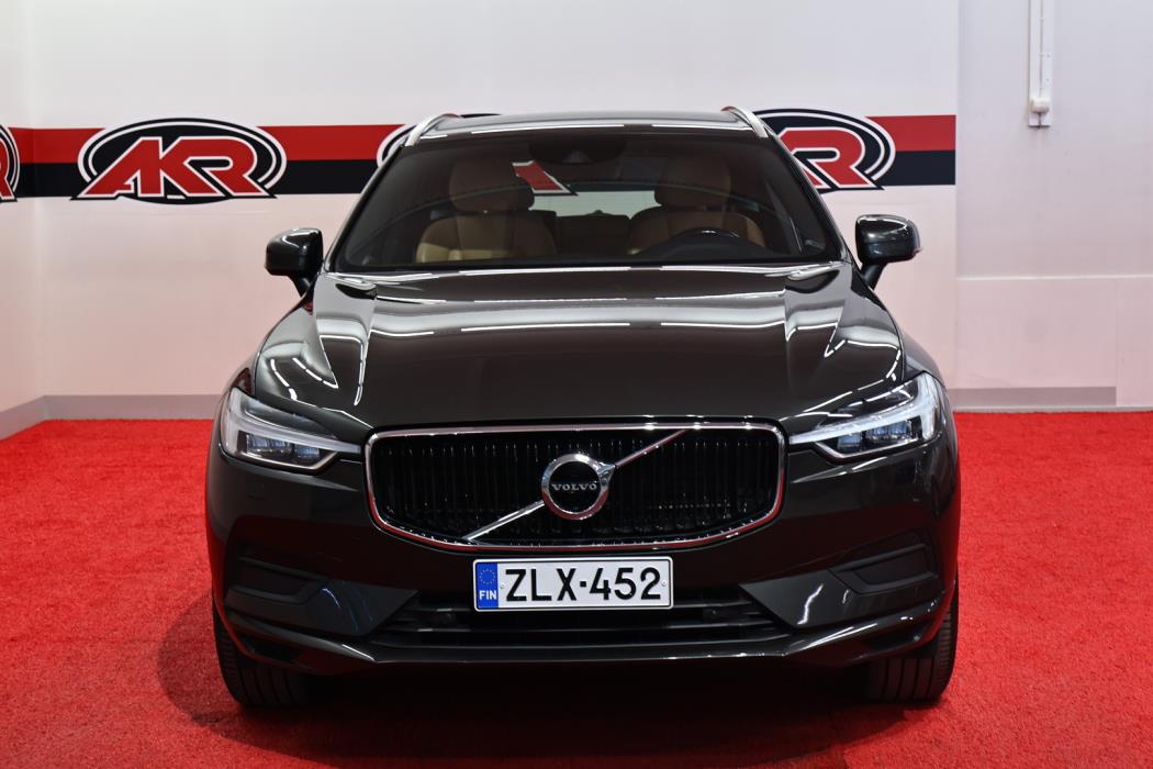 VOLVO XC60 2018